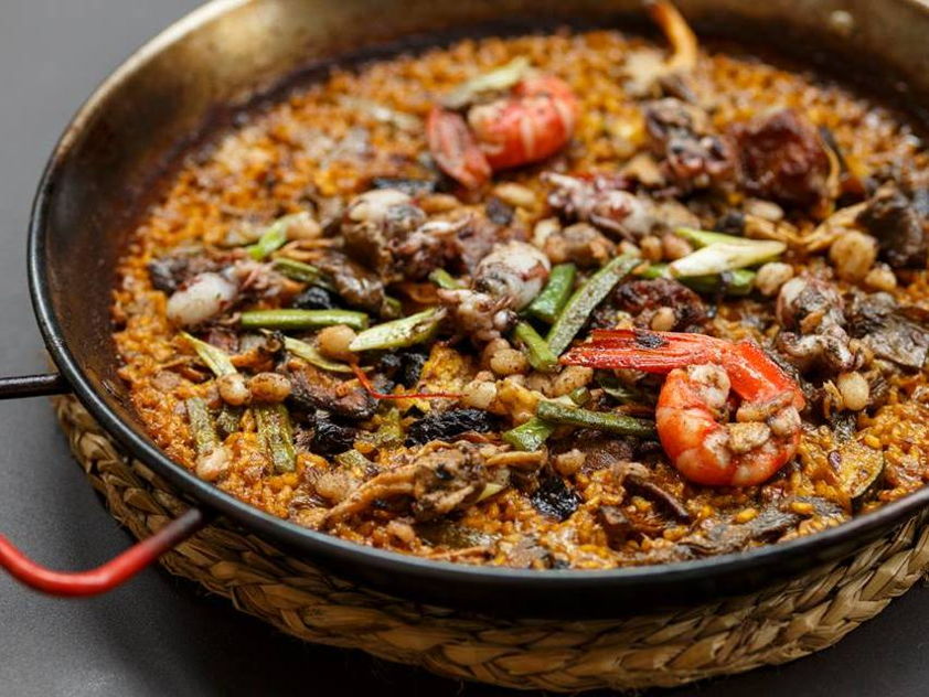 【Eatwith美食体验】巴塞罗那360度全景下的特