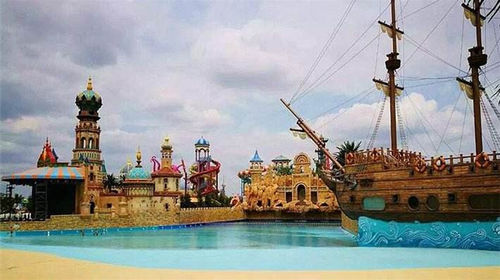 中国陕西咸阳乐华城·88°C温泉乐园一日游【