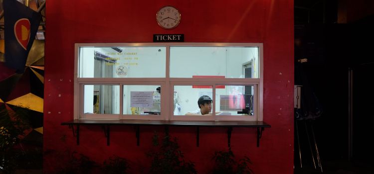 Chiang Mai Cabaret Show Travel Guidebook Must Visit Attractions