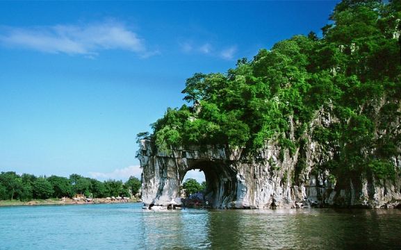 象山景区独秀峰王城景区两江四湖半日游休闲半日拼车赠大公馆下午茶