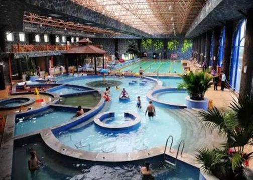 怀来怡馨苑温泉一日游葡萄园采摘采葡萄泡温泉啦