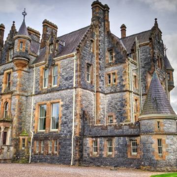 爱尔兰布拉尼城堡+卡瑟尔岩+凯尔城堡一日游|含门票+导游讲解