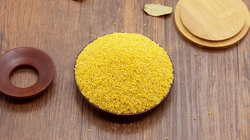 原生态山西特产山西小米阳曲红谷米黄小米2500g手提装包邮