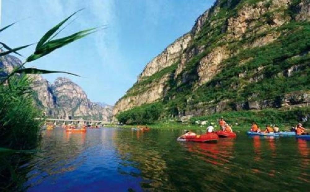 北京十渡誓言玻璃栈道一日游誓言景区高山漂流暑期来袭激流戏水体验