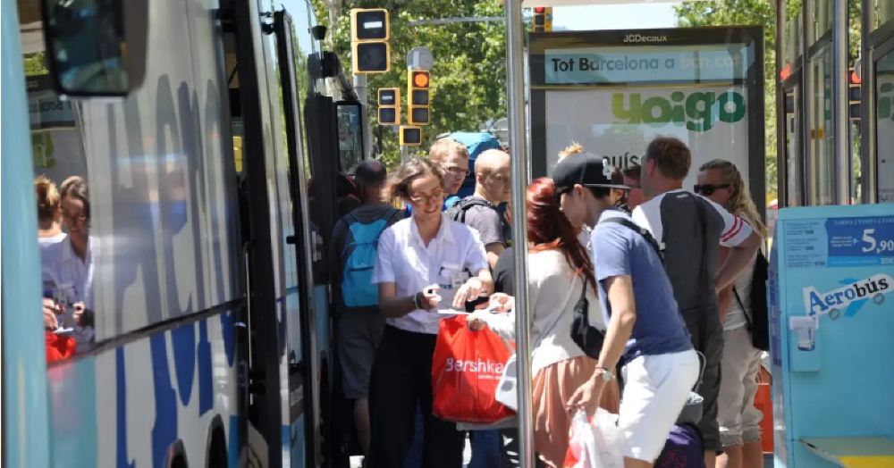 巴塞罗那机场大巴单程和往返车票(立即确认 即