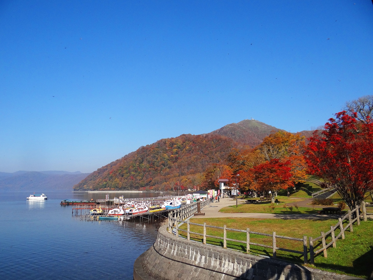 北海道登別·洞爺湖·支笏湖一日遊（中文導遊） | Trip.com