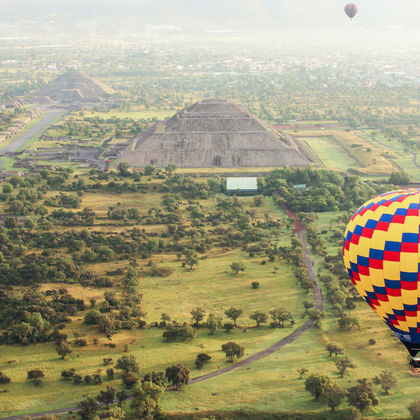 墨西哥太阳金字塔一日游
