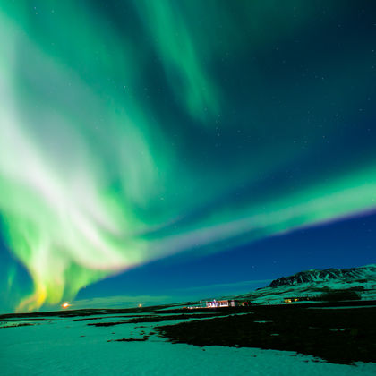 冰岛雷克雅未克北极光中心夜游