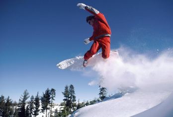 亚布力新体委滑雪场一日游 观光缆车+滑道 寒地温泉 马拉爬犁【小团/大团可选，可定制独立团，更舒适的游玩体验，更专属的个人服务 赠送旅行出行险】