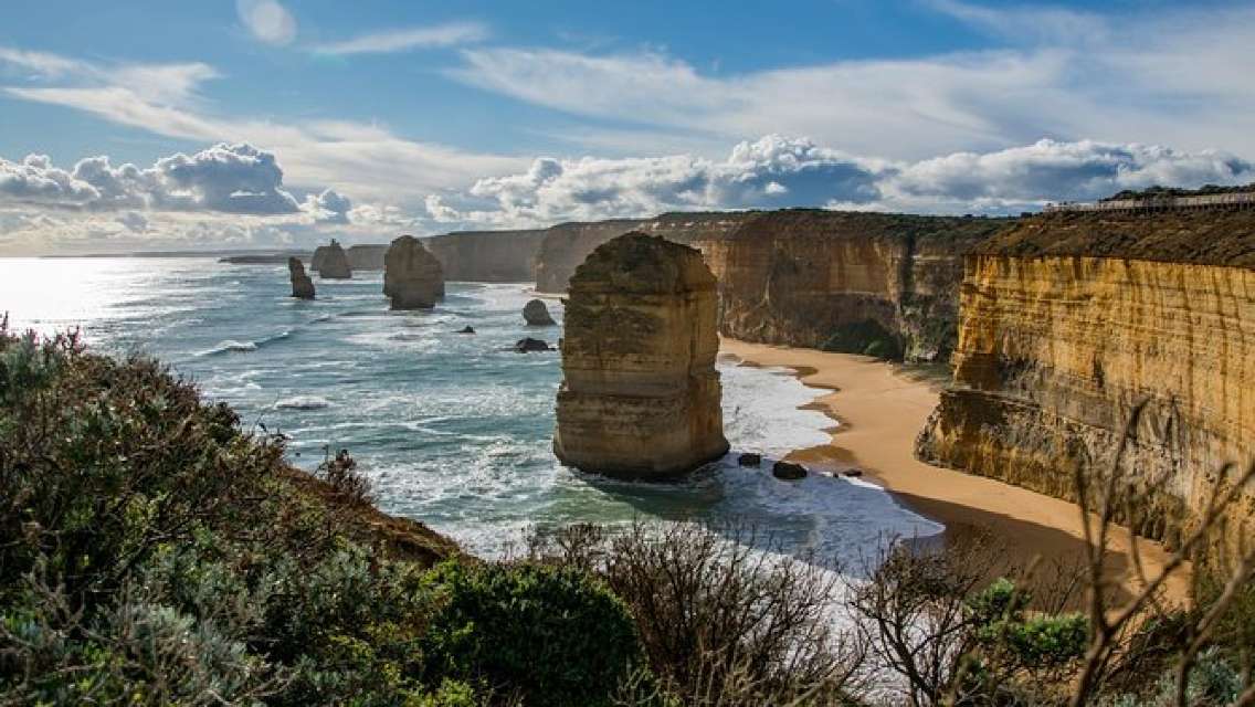 great ocean road tours best 12 apostles tours from melbourne