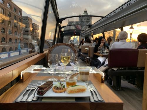 新春特惠限时七折伦敦巴士观景餐厅bustronome全景观巴士餐厅免打印