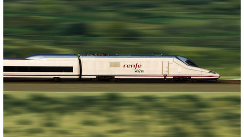 西班牙高速铁路 (AVE) 塞维利亚全天旅游(马德