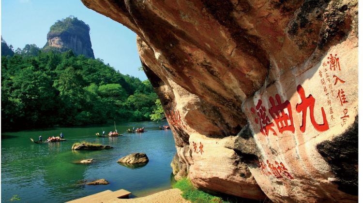 7-Day Explore Fujian's Diverse Charms: Seaside Kulangsu, Ancient Quanzhou, Historic Fuzhou and Fairy Wuyi Peaks