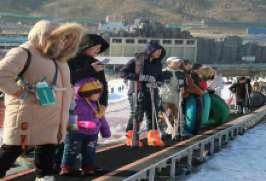 嘉山悠乐谷滑雪场景点图片