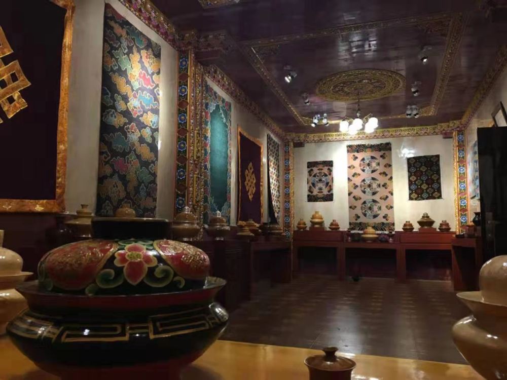 云南香格里拉扎雅土司宴一日游【往返接送+牦