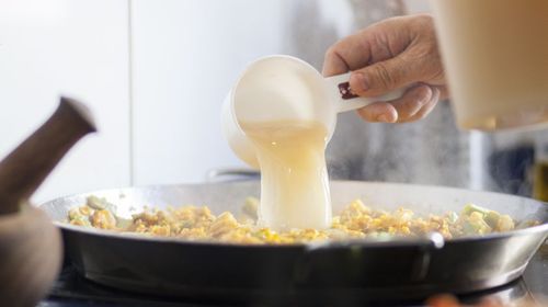 【Eatwith美食体验】马德里大厨的热门海鲜饭