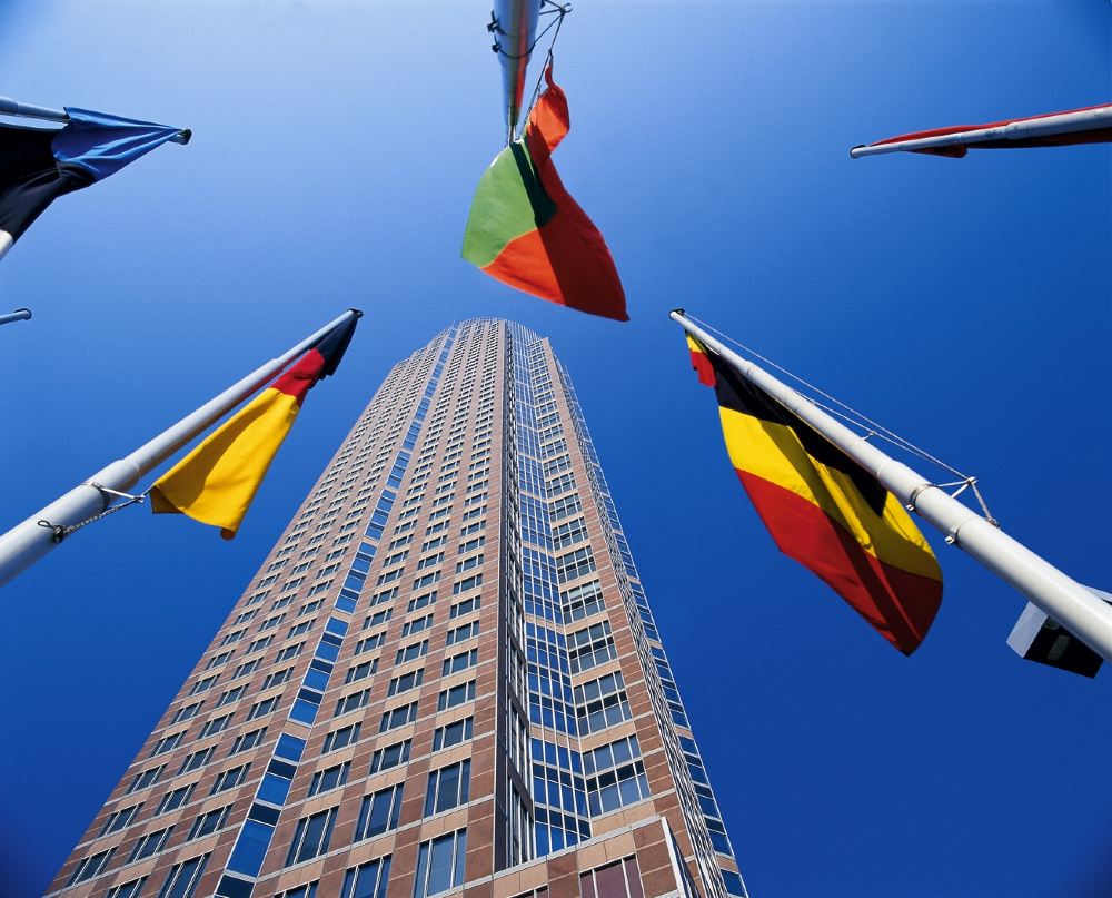 德国法兰克福包车一日游【奔驰8座 中文司导