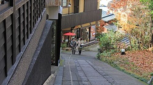乘坐公交车畅游黑川温泉 深山山庄入浴 午餐 熊本出发 到达 线路推荐 携程玩乐