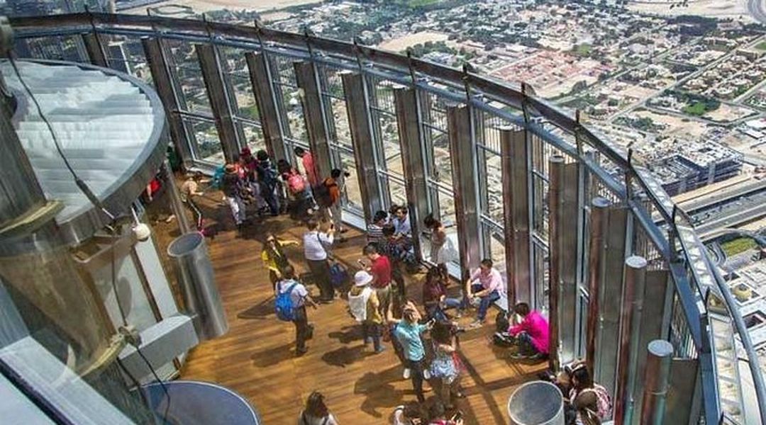 Burjkhalifa 124th Floor Non Peak Hr Ticket And Dauz Tour