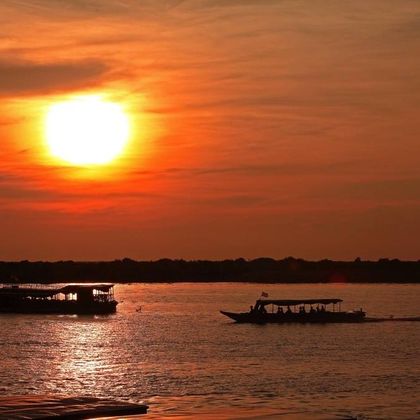 柬埔寨暹粒省崩密列+洞里萨湖一日游