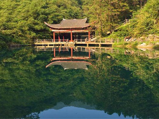 张家界地缝景区