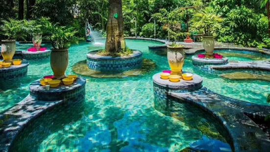 Xiangjiang Health Valley (former Jinxiu Xiangjiang Hot Spring Resort)