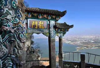 云南民族村+滇池大坝+西山龙门风景区一日游【赠送午餐】【[一价全含]费用包含门票+车费+导游+中餐，西山风景区（西山景区门票+环保车）+云南民族村+滇池全玩】