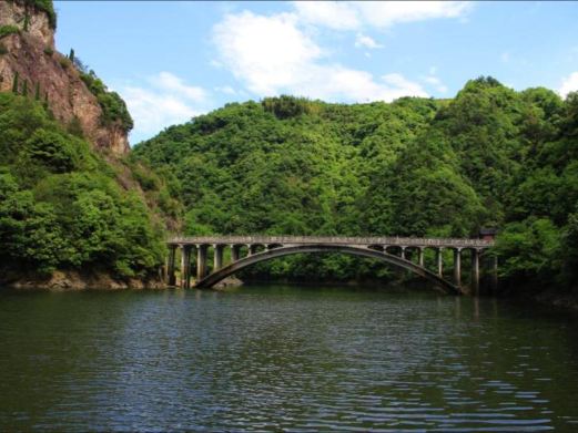舞龙峡景区