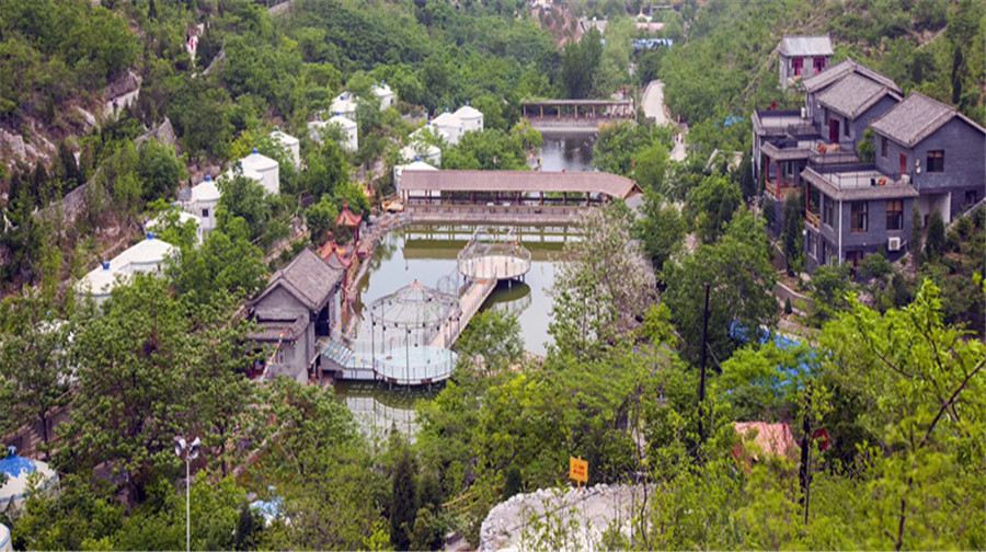 华峪山庄景区 · 保定市 · AAA级景点