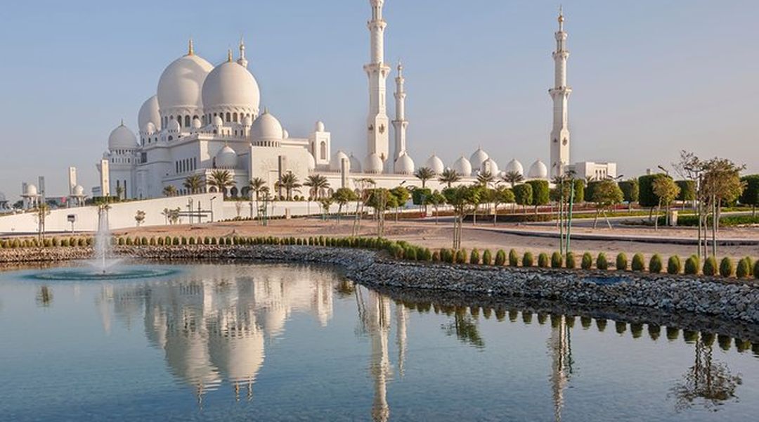 Abu Dhabi Sightseeing Tour Sheikh Zayed Mosque Heritage Village