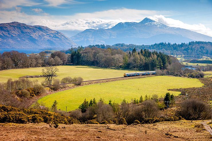 Travel Around the UK by Train