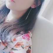 回眸一笑百媚生