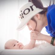 佳佳佳佳背上有坨泥巴