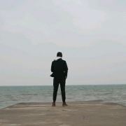 丶穆坤