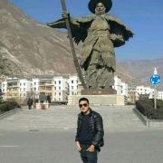 九寨当地向导索郎达吉