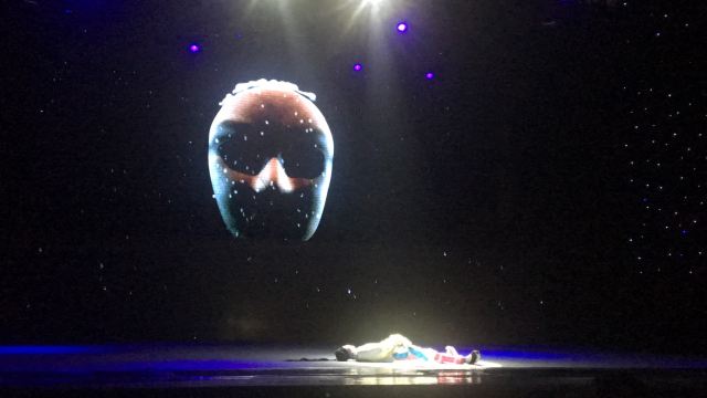 See the legendary "Furong Guocui" Bian Lian show.