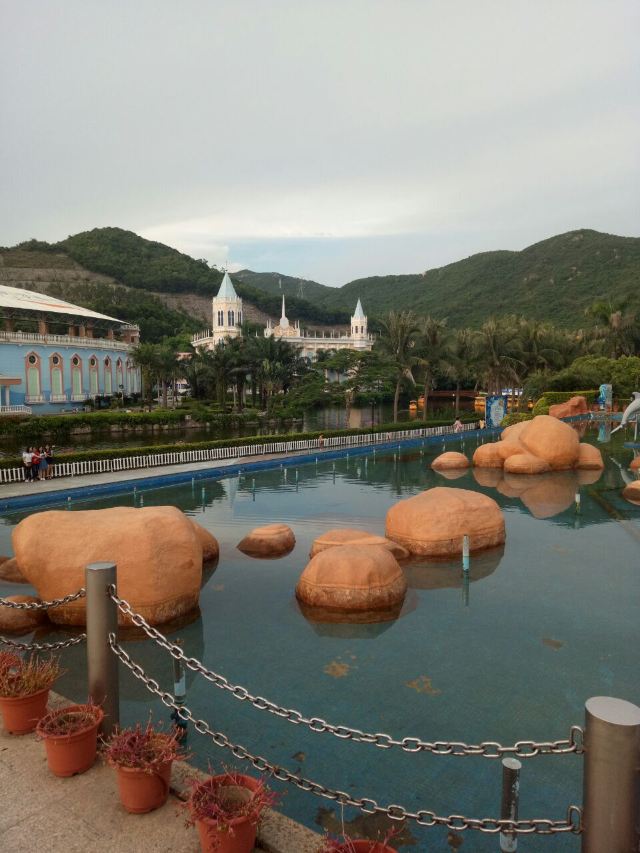 Xiaomeisha Sea World