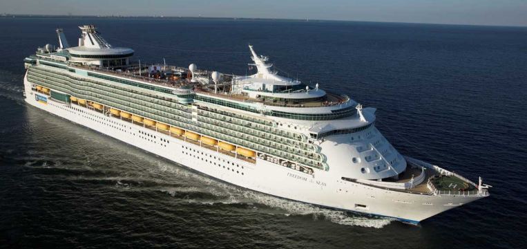 皇家加勒比国际游轮海洋自由号_游轮舱房/美食/玩乐/服务/游记/攻略