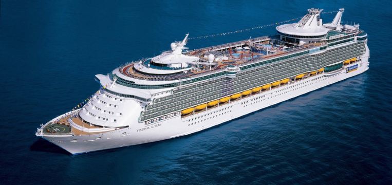 皇家加勒比国际游轮海洋自由号_游轮舱房/美食/玩乐/服务/游记/攻略