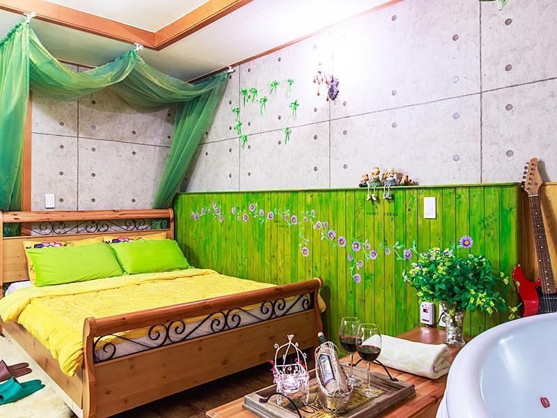 Casa Seorak Bed And Breakfast Hotel Reviews And Room Rates - 