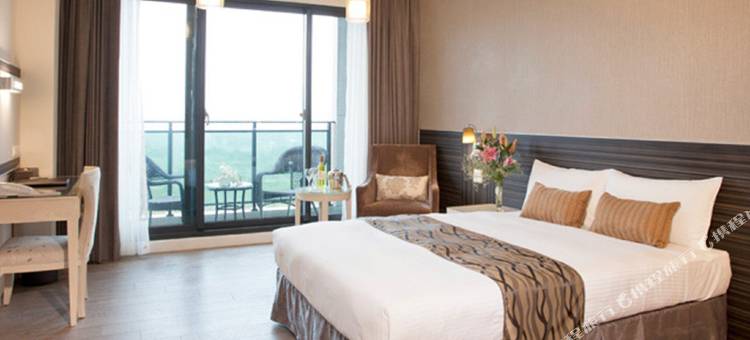 嘉义仁义湖岸大酒店图片