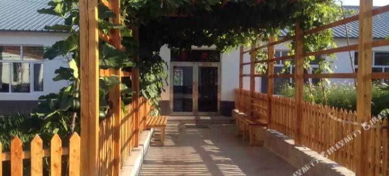 扎兰屯市柴河镇姜老四农家院图片