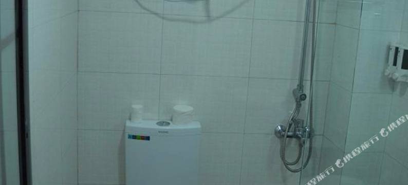 剑阁剑门里一隅茶宿图片