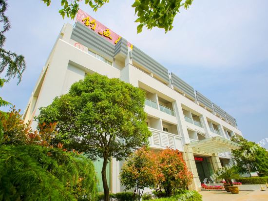 钓鱼岛大酒店(日照万平口东夷小镇店)_地址:碧海路59号