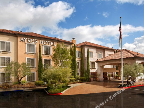 艾尔斯酒店拉古纳伍兹-阿利索维耶霍