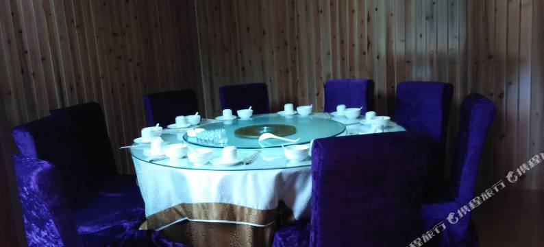 汉阴华元山庄图片