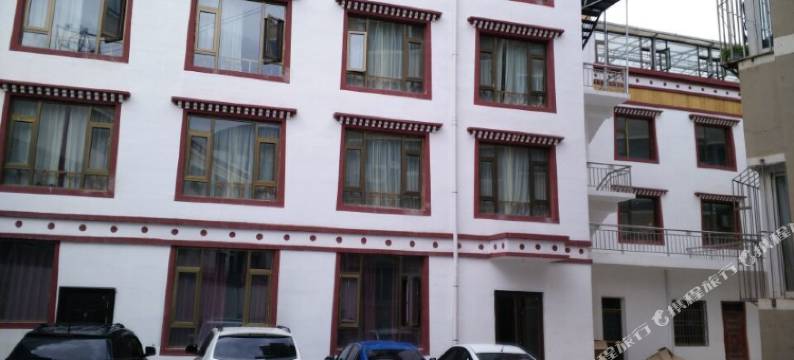 迭部义达商务宾馆图片