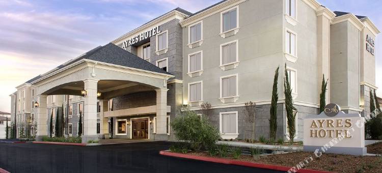 喷泉谷艾尔斯酒店(Ayres Hotel Fountain Valley - Huntington Beach)图片