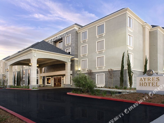 喷泉谷艾尔斯酒店