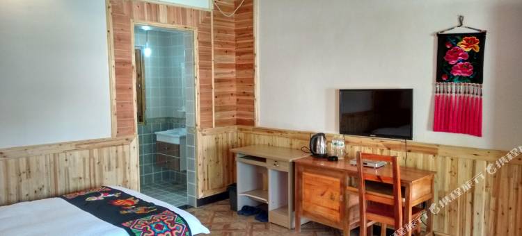 普者黑尼米得客栈图片